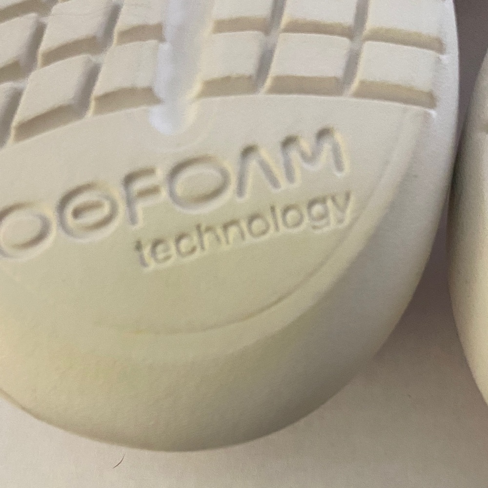 OOFOS Coral Slip-On Sneakers - Picture 7 of 14